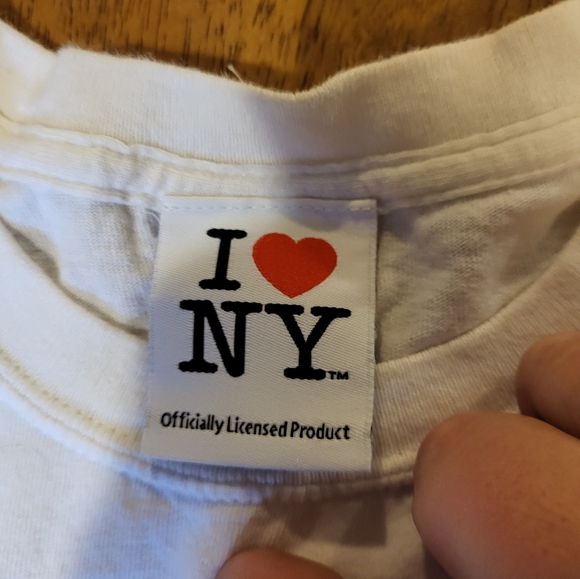 I ❤️ N.Y. T-shirt - Picture 3 of 6
